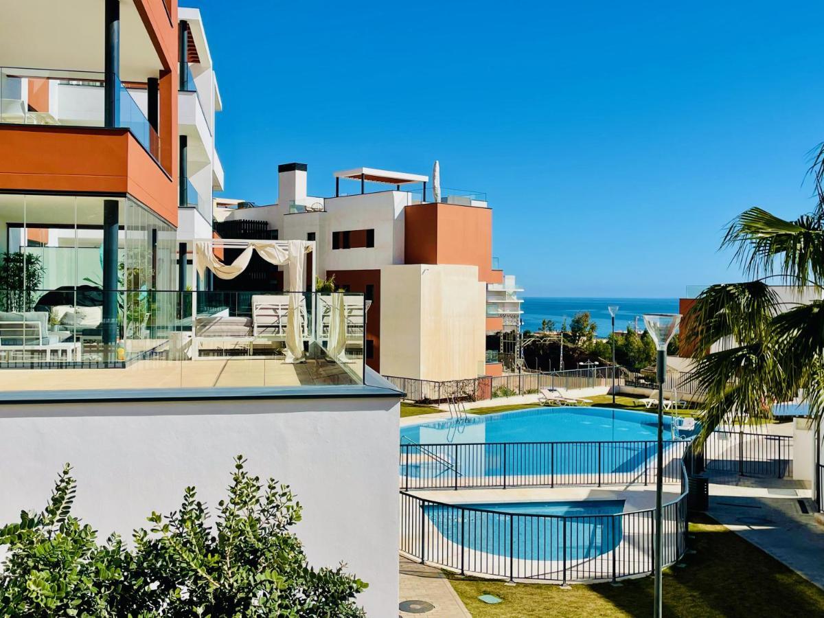 פואנגירולה Luxury 3 Bedroom Apartment 300M From The Beach מראה חיצוני תמונה